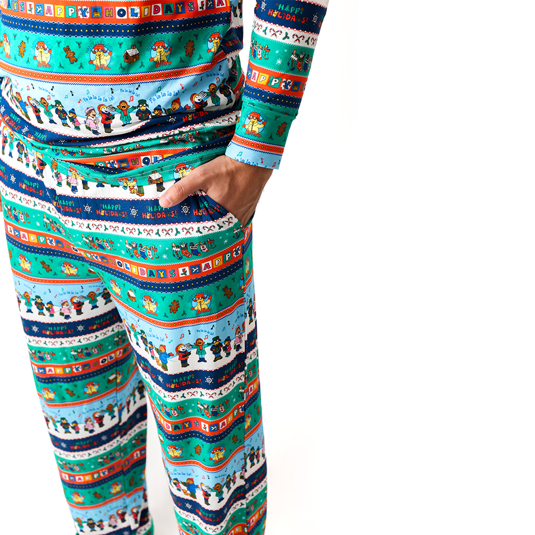 Arthur™ & Friends Happy Holidays Men's Lounge Set | Arthur™