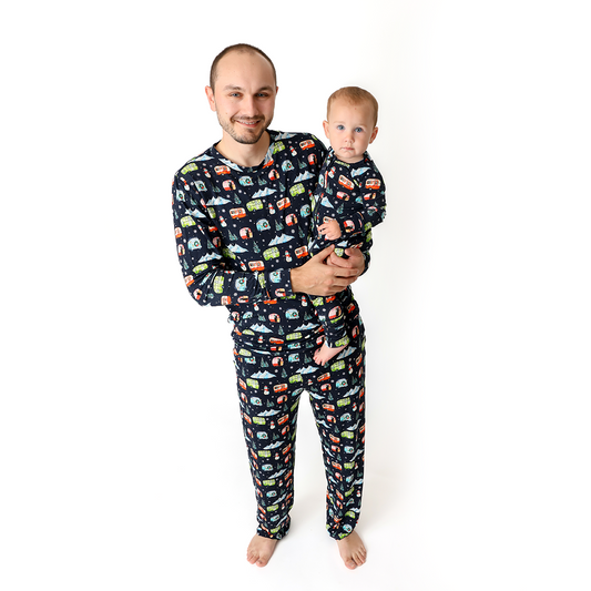 RV There Yet? Winter Edition Men's Lounge Set
