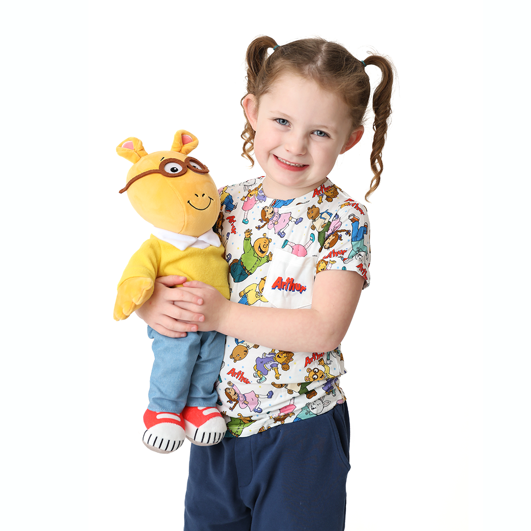 Arthur™ & Friends Pocket T-Shirt | Arthur™