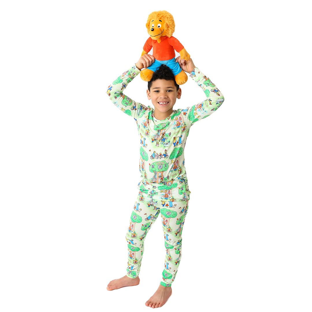 Family Forever Kids Two Piece Lounge Set | Berenstain Bears™